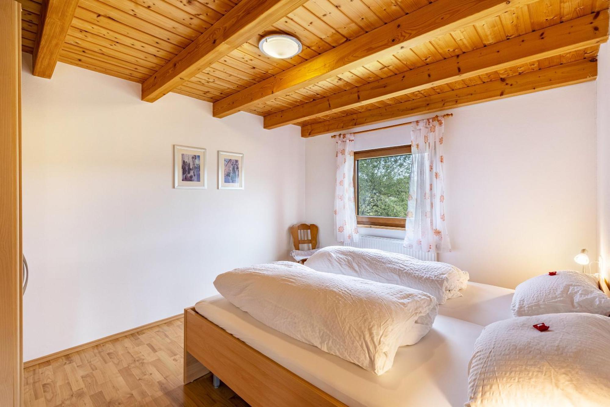 Ferienhaus Katrin Bad Urach Exterior foto