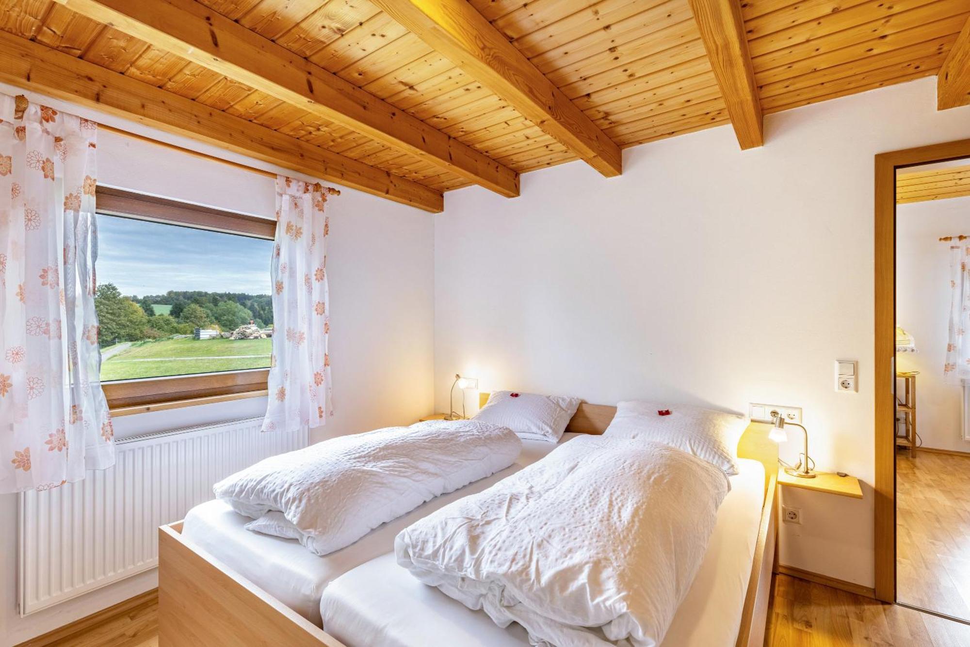 Ferienhaus Katrin Bad Urach Exterior foto
